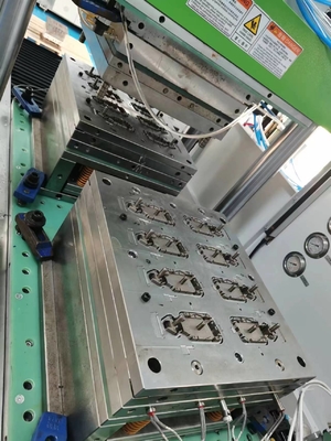 Ống phun silicone lỏng LSR nhựa CNC EDM nhiều khoang